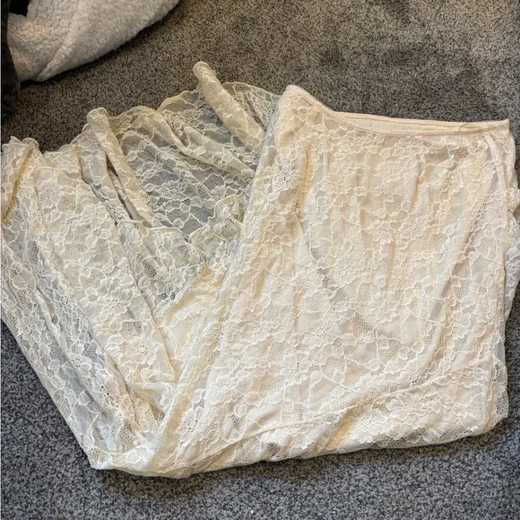 House of CB Lace Maxi Skirt - Picture 6 of 8